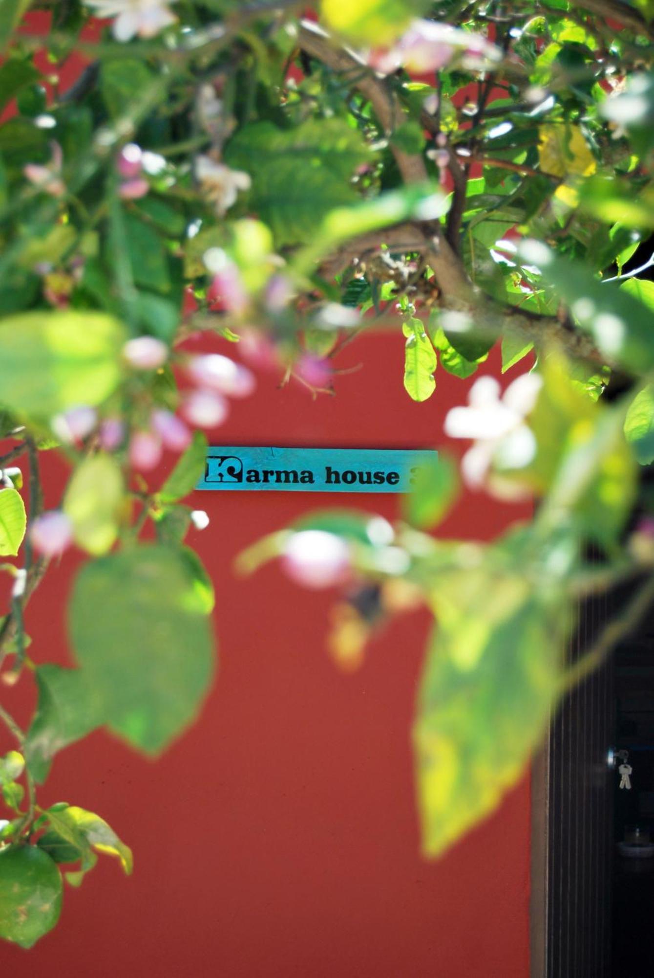 Affittacamere Karma House Casares Esterno foto